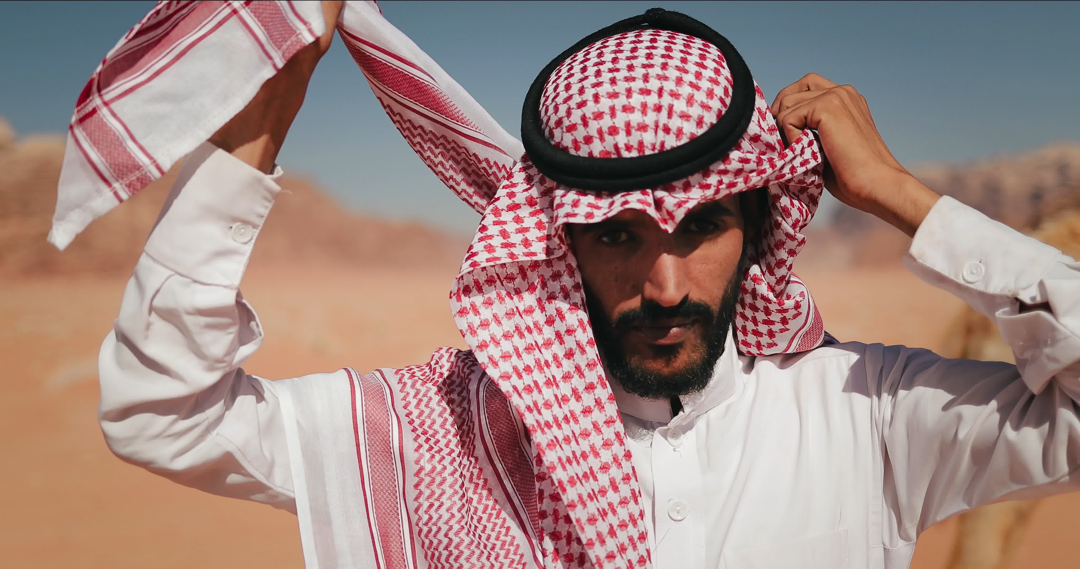中东：阿拉伯3国文化13日游览，阿曼马斯喀特异域风情&迪拜摩登文化&阿布扎比酋长国的壮阔皇宫_八大洲旅游