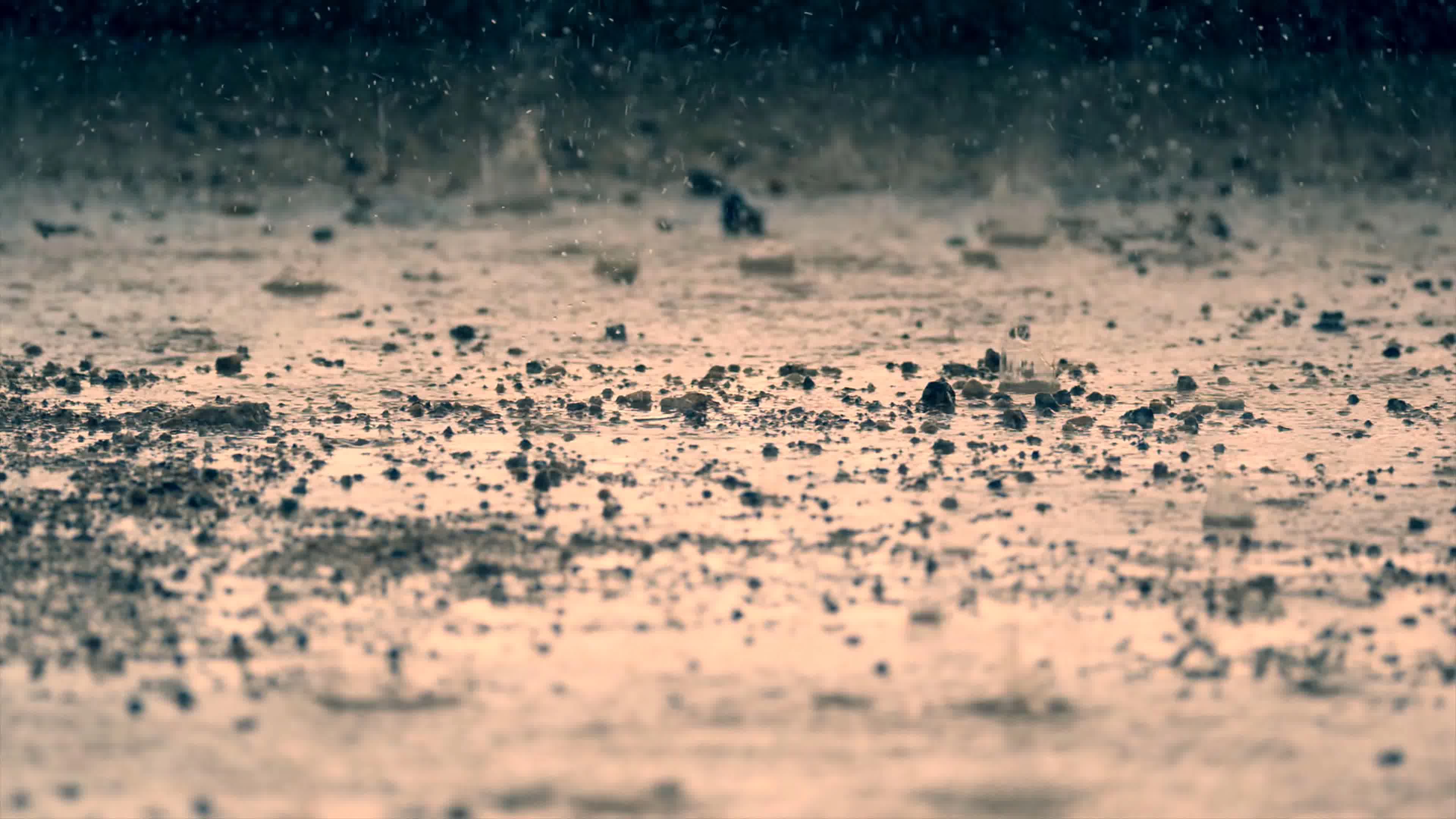 农村下雨视频素材-农村下雨实拍高清素材-凌点视频素材网