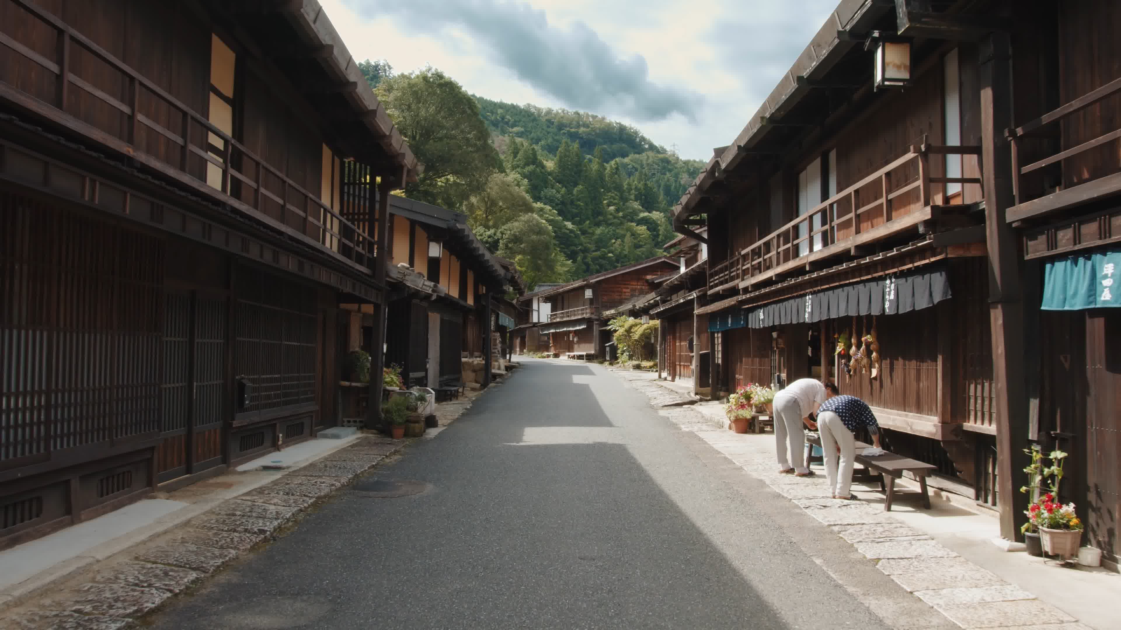 【百年日式古民家】住了一晚隐藏在深山里的百年日式庭院，每一个角落都是顶级艺术品。_哔哩哔哩_bilibili