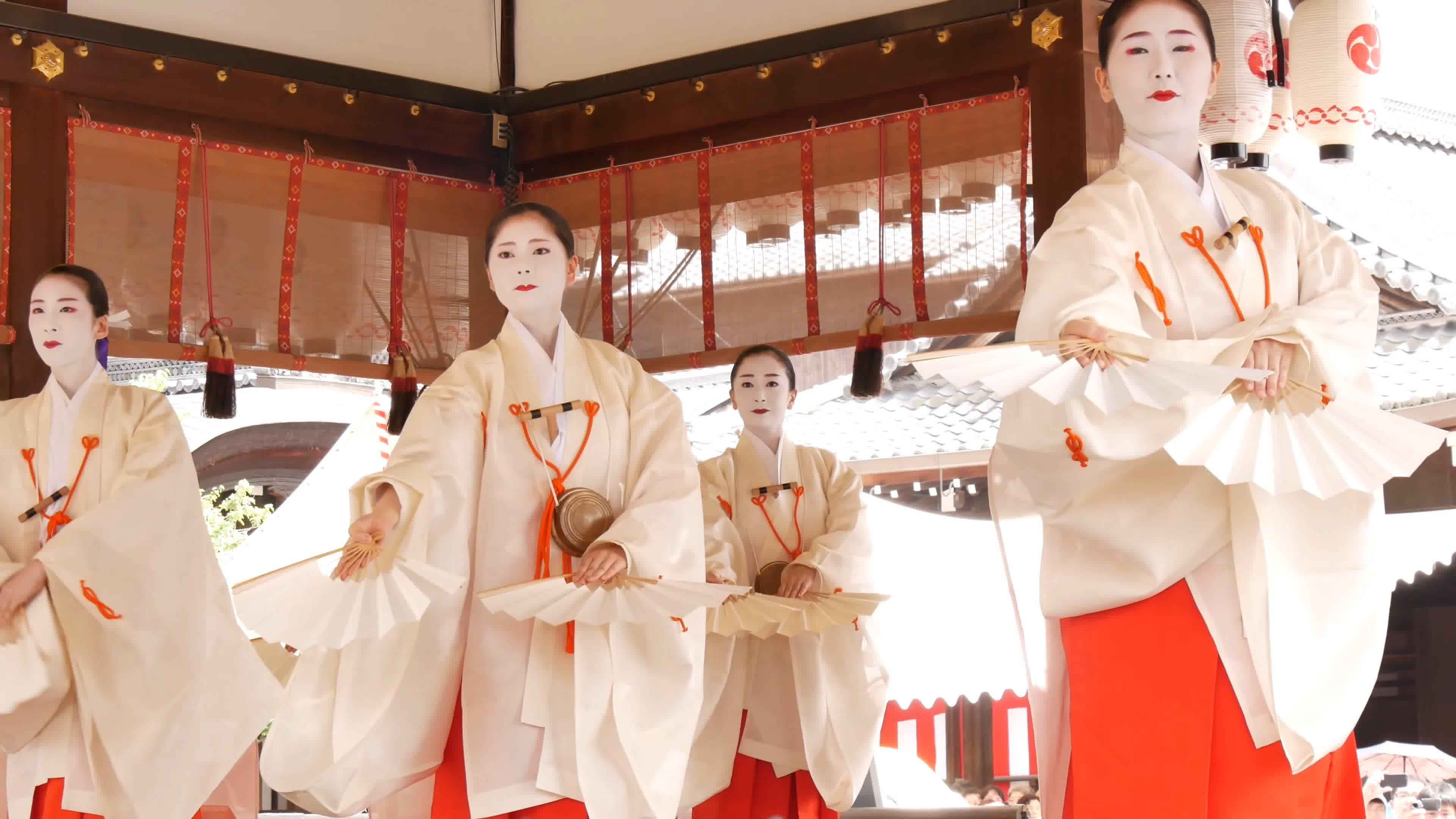 日本艺伎美女和服日本舞蹈跳舞视频素材