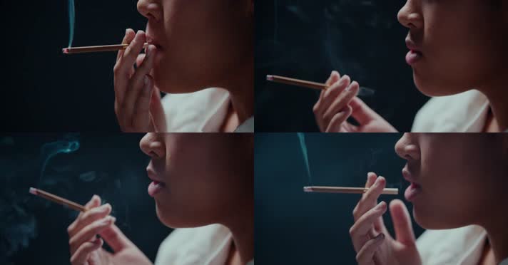 美女吸烟