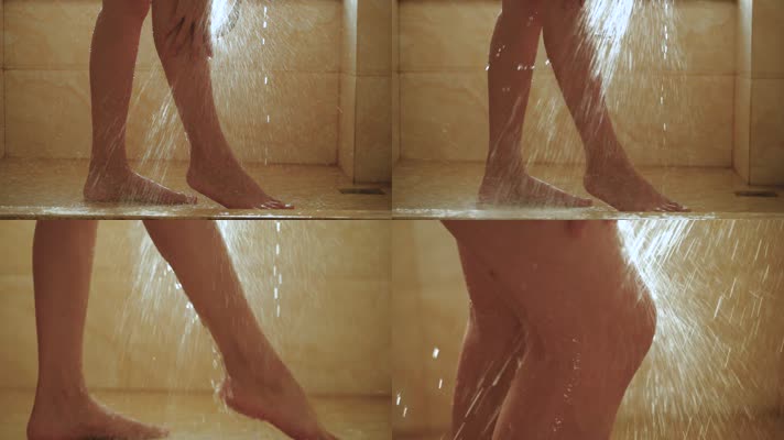 女孩性感美腿浴室冲凉洗澡