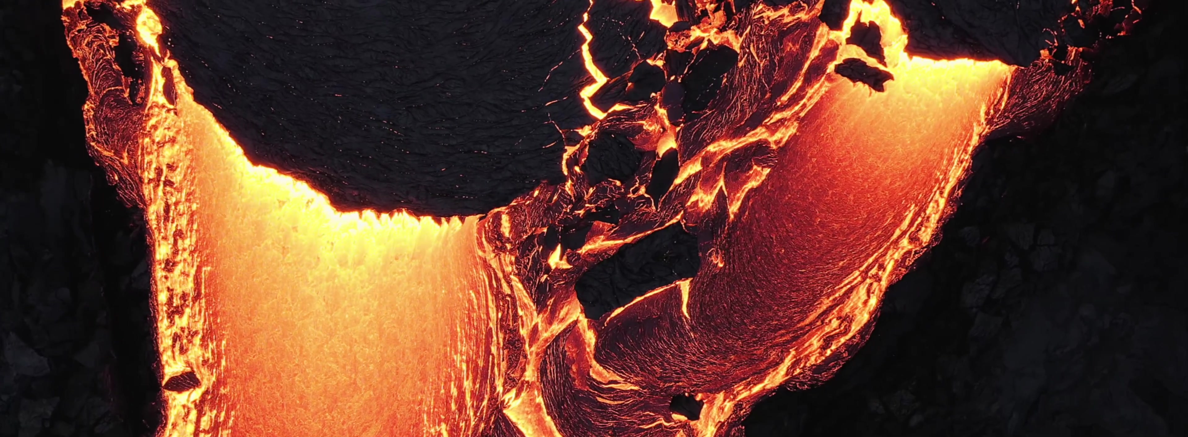 冰岛火山的喷发俯拍热能地热_3840X2160_高清视频素材下载(编号:7006812)_实拍视频_光厂(VJ师网) www.vjshi.com